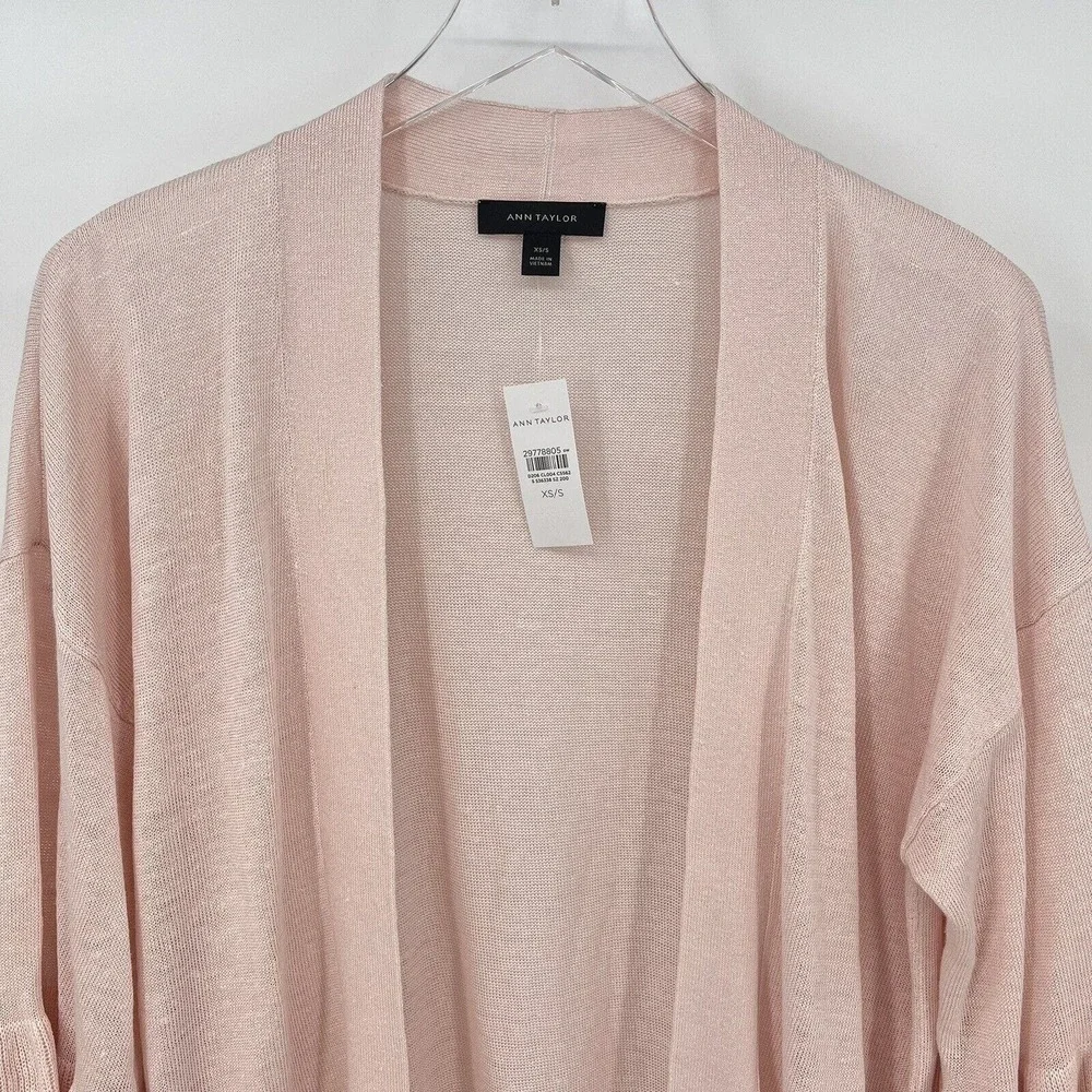 Ann Taylor Women’s XS/S Pink Lightweight Knit Open Front Bell Sleeve Sweater NWT - Picture 3 of 5